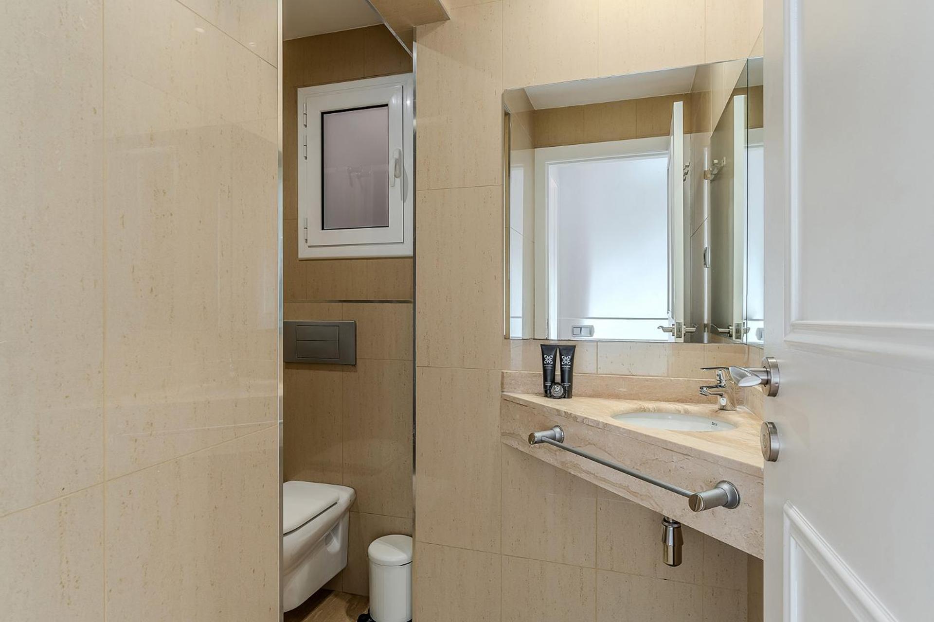 Enjoybcn Fira Apartment 巴塞罗那 外观 照片